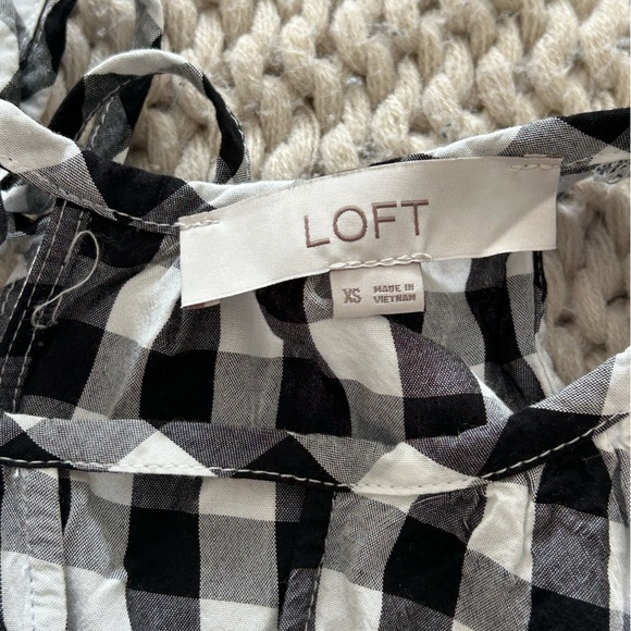 Loft Gingham Tie-Back Keyhole Tank - Picture 7 of 7